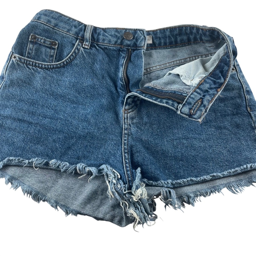 Subdued Vintage Crop Denim Shorts Womens 27 Medium Wash Blue Frayed Raw Hem High